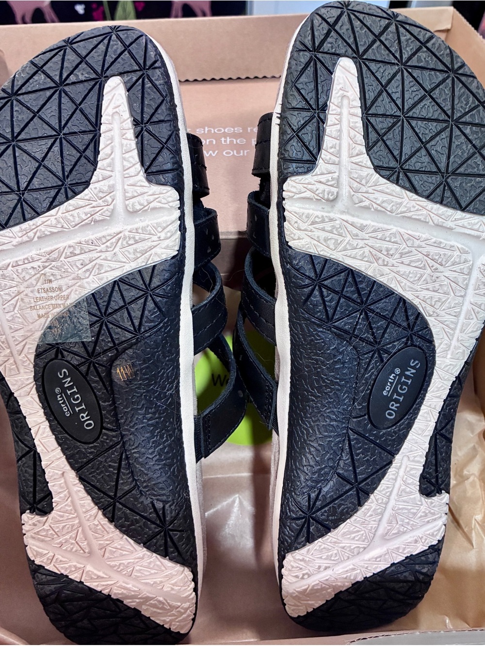 Earth Origins Black Decorative Strappy Slip-On Sandals Size 11 Wide - Picture 2 of 7